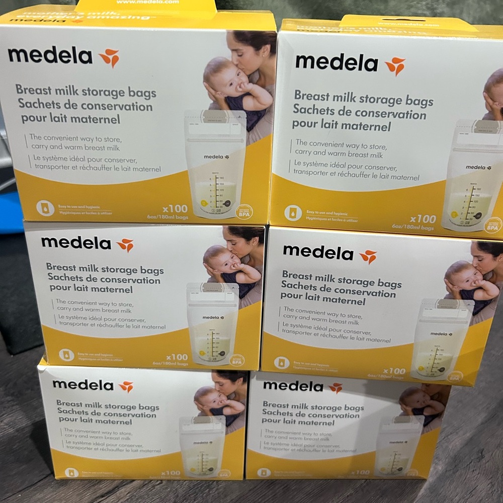 Medela Yellow and White Breast Milk Storage Bags - Multi-Pack Boxes